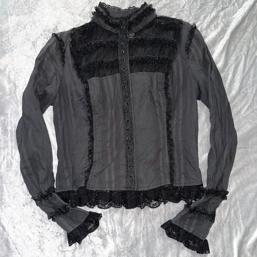 Lip Service blouse L but fits M